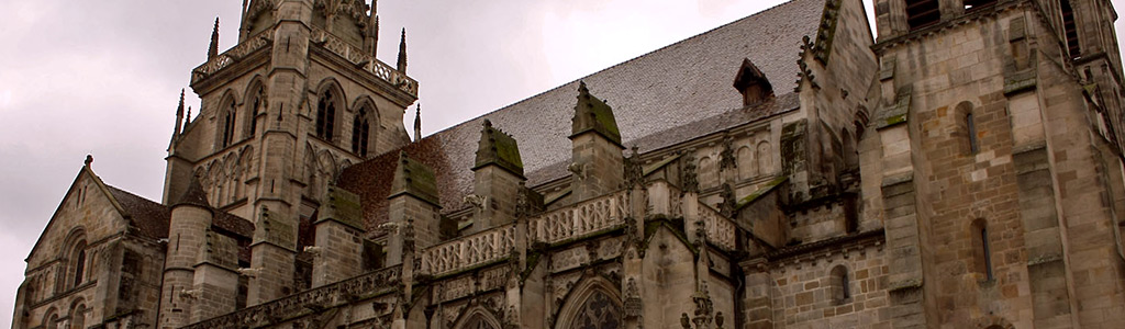 Igreja e Catedral